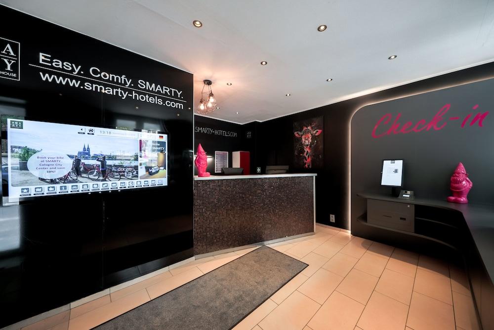 Sonata City Hotel Kolonia Zewnętrze zdjęcie
