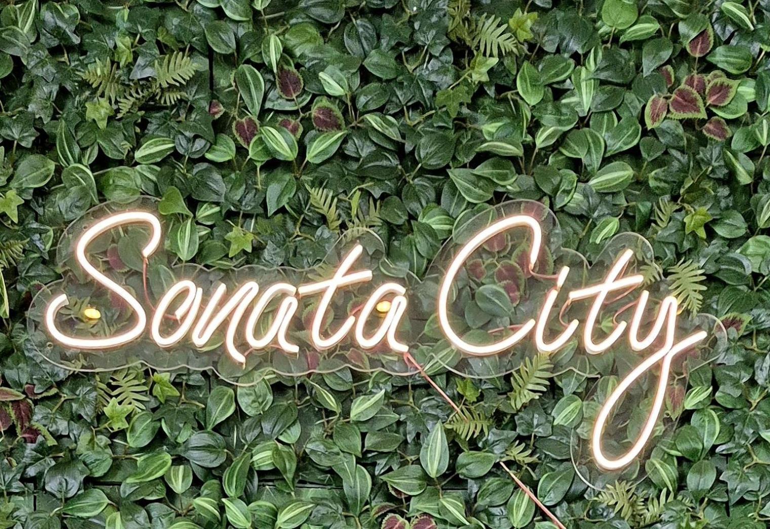 Sonata City Hotel Kolonia Zewnętrze zdjęcie