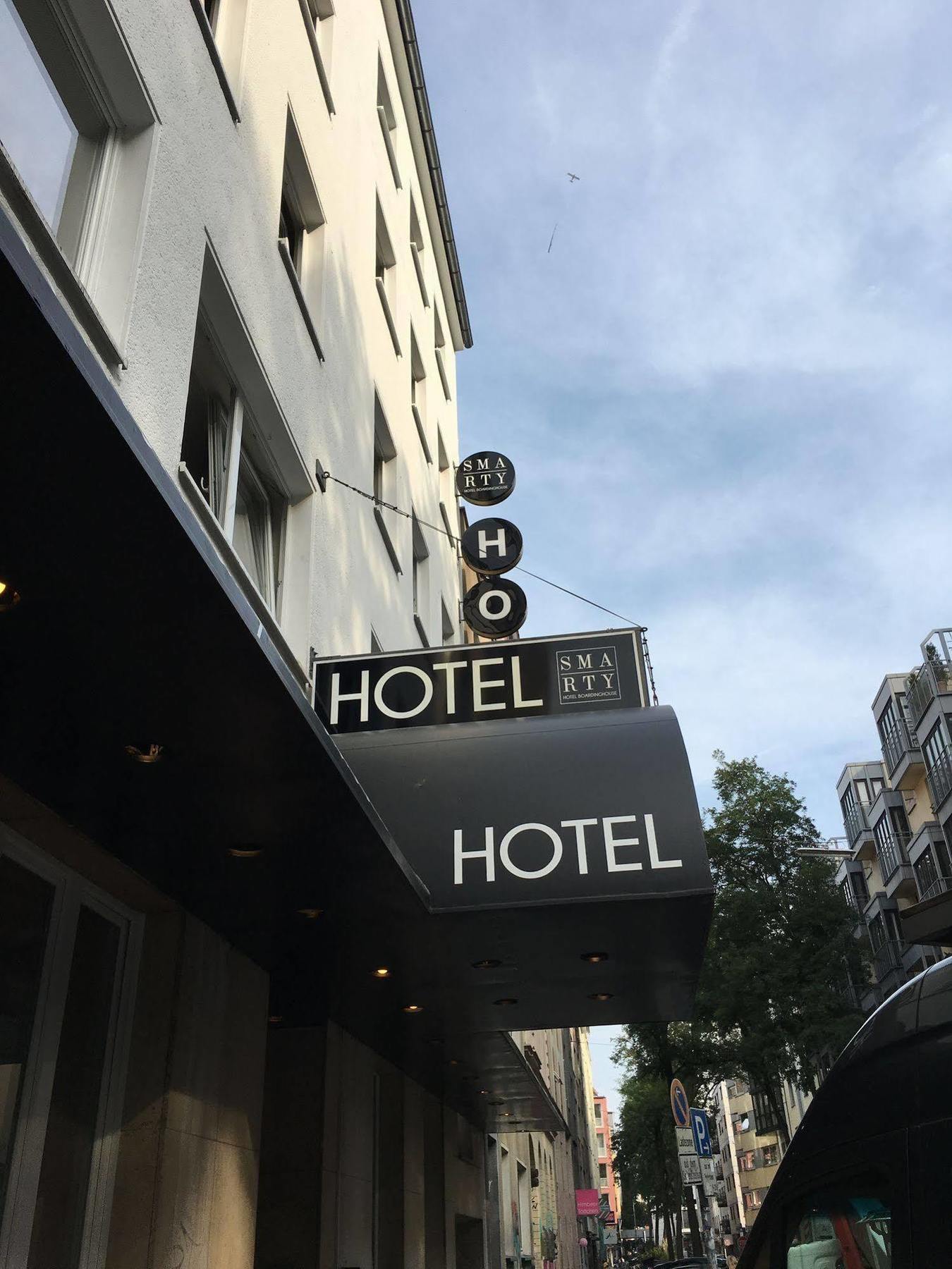 Sonata City Hotel Kolonia Zewnętrze zdjęcie