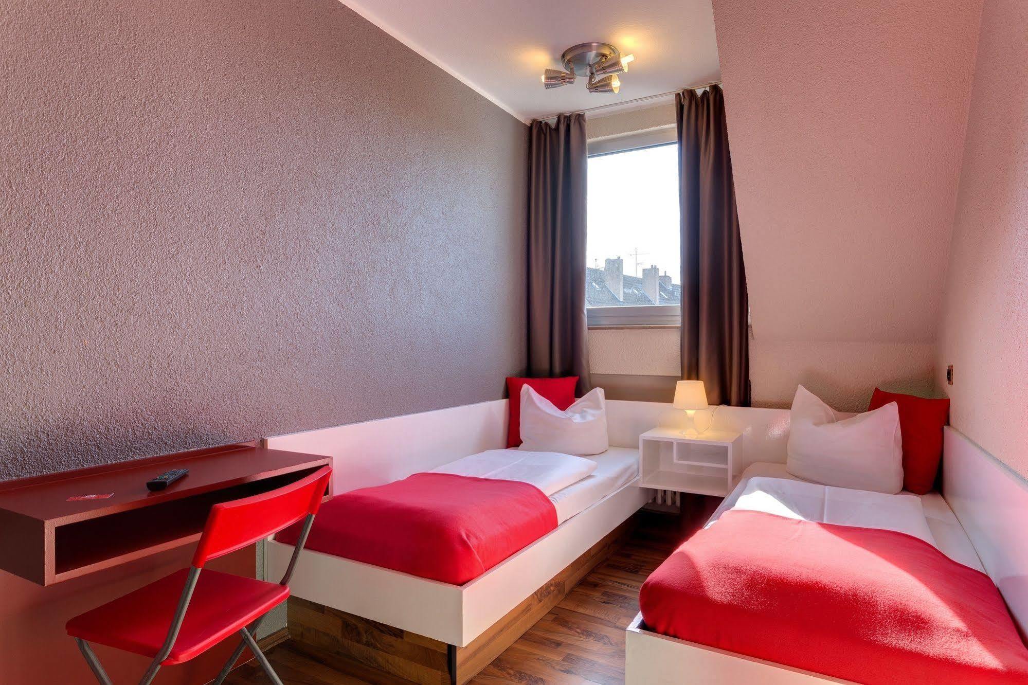 Sonata City Hotel Kolonia Zewnętrze zdjęcie